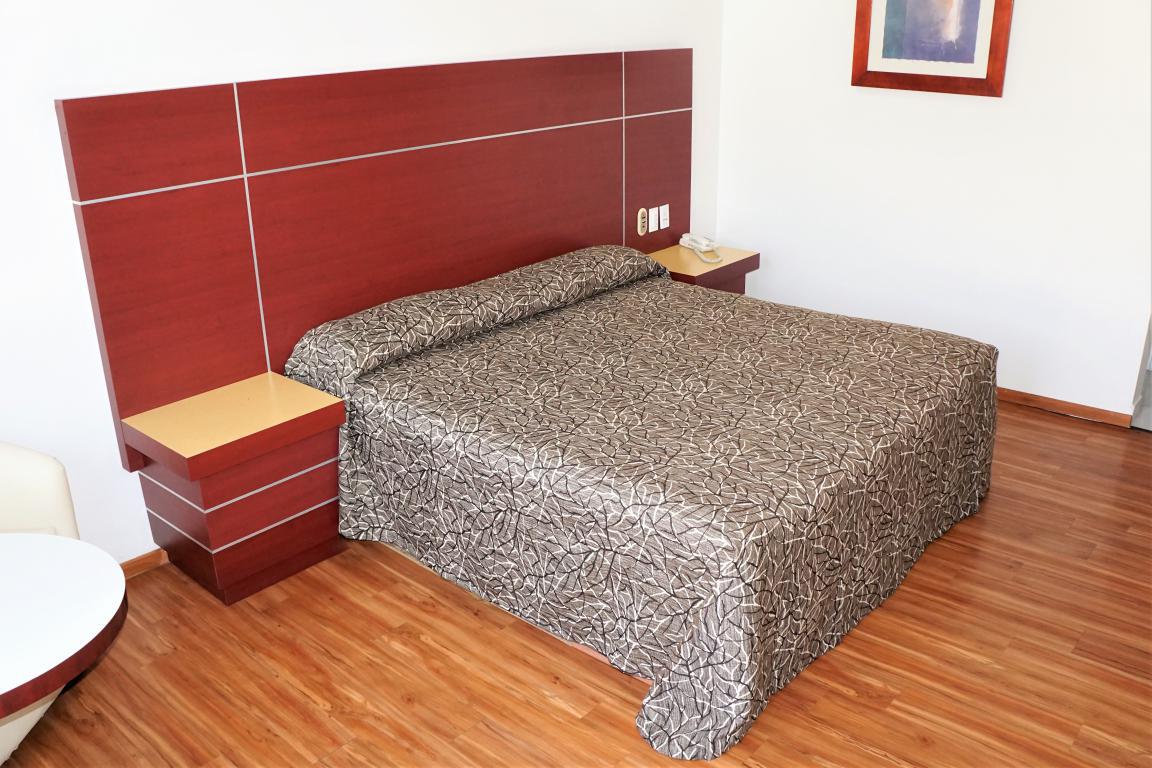 HOTEL REY